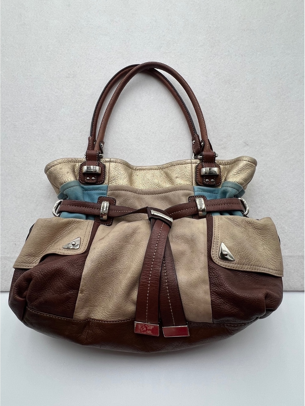 B. Makowski Multi Pocket genuine, leather tote (SKU-0467)